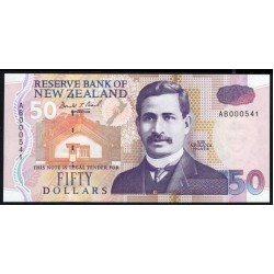 Новая Зеландия 50 долларов 1992 год, Короткий Номер AB 000541 (New Zealand 50 dollars 1992) P 180a: UNC