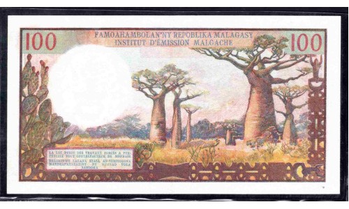 Мадагаскар 100 франков (1966) (MADAGASCAR 100 francs (1966)) P 57a : UNC