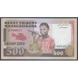 Мадагаскар 500 франков (1983-87) (MADAGASCAR 500 francs (1983-87)) P 67a : UNC