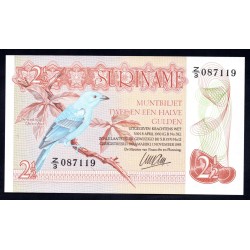 Суринам 2 1/2 гульдена 1985 г. (SURINAME 2½ Gulden 1985) P119:Unc